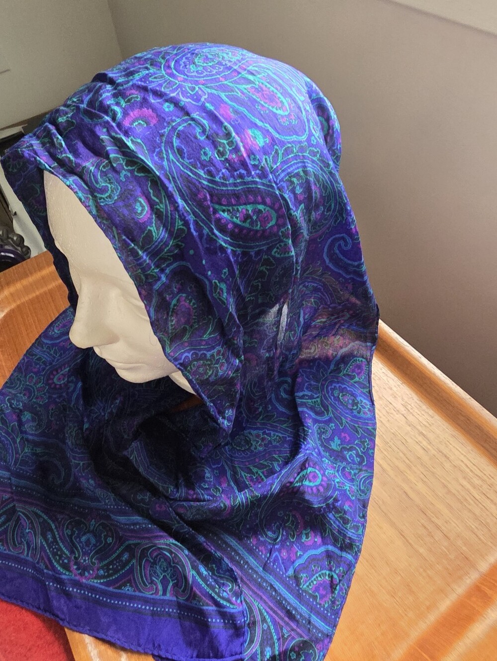 Gorgeous Silk Paisley Blue And Purple Scarf Vintage